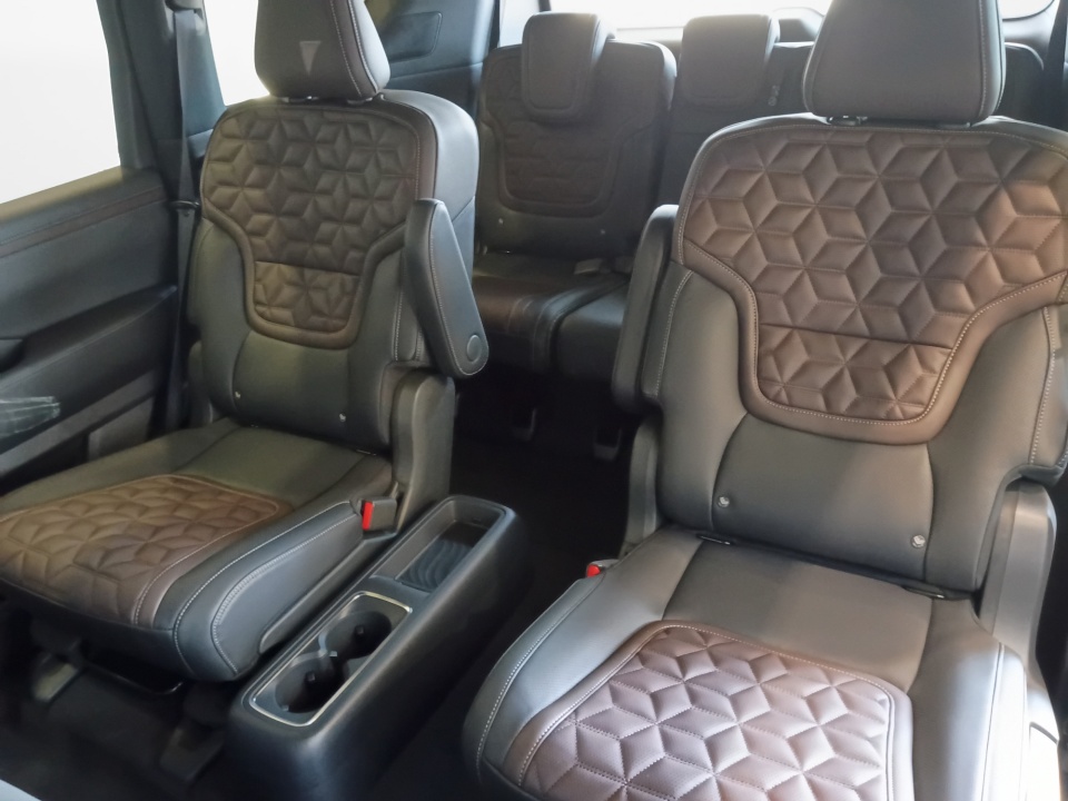 JN8AY3CC2T9231734 2026 Nissan Armada Platinum Reserve