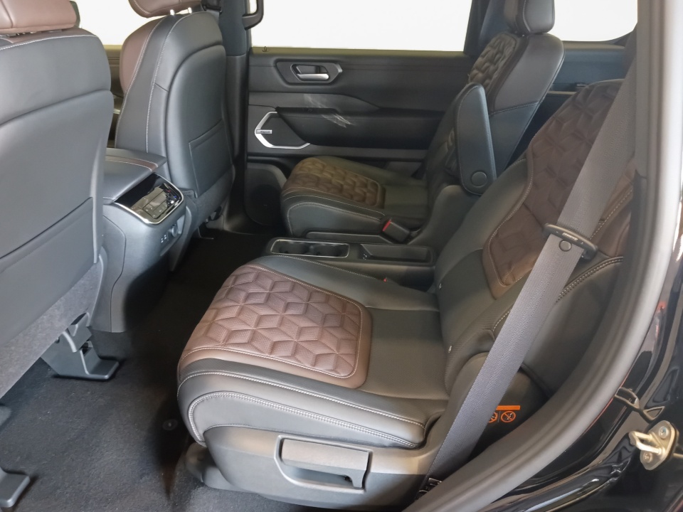 JN8AY3CC2T9231734 2026 Nissan Armada Platinum Reserve