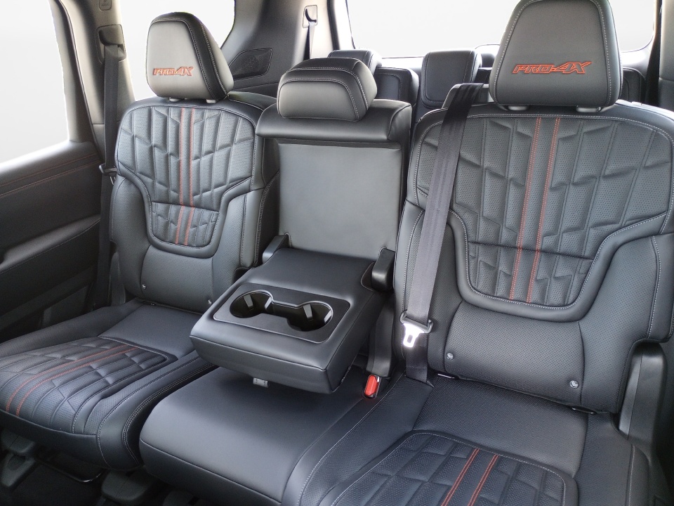 JN8AY3DE2T9430122 2026 Nissan Armada PRO-4X