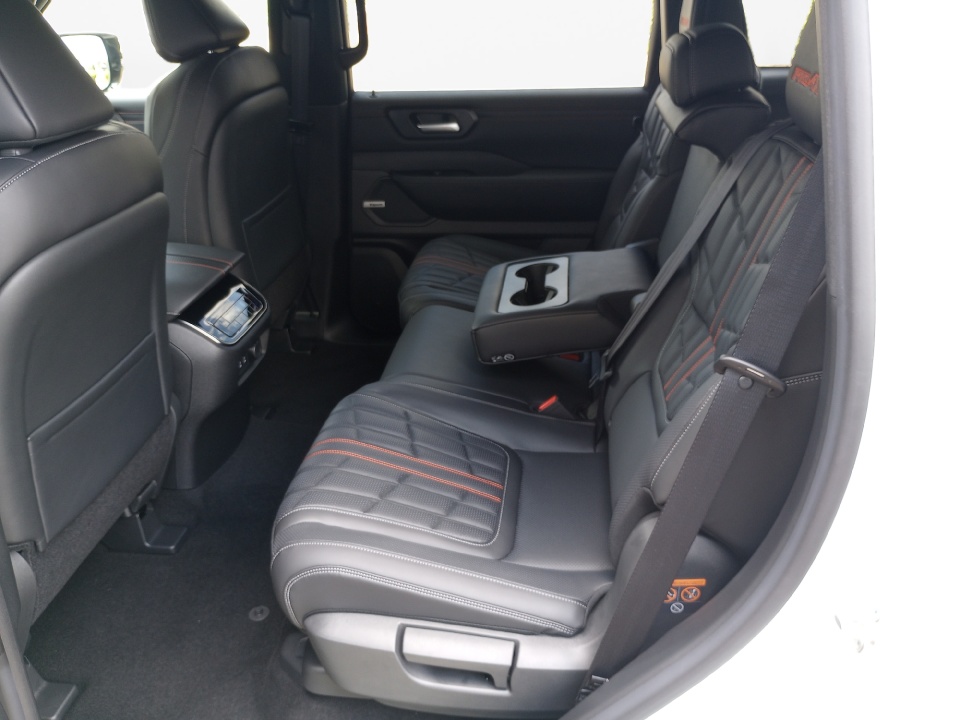 JN8AY3DE2T9430122 2026 Nissan Armada PRO-4X