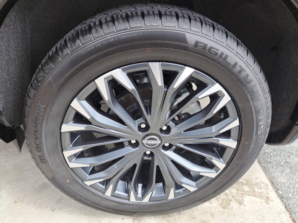 Used 2025 Nissan Rogue SUV