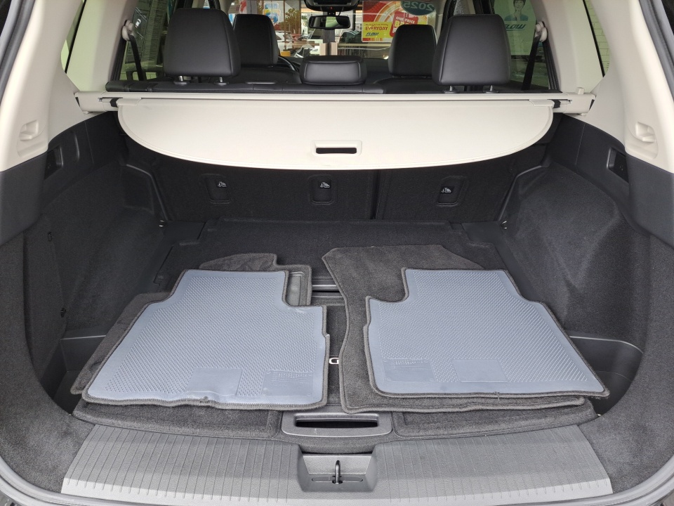 Used 2025 Nissan Rogue SUV
