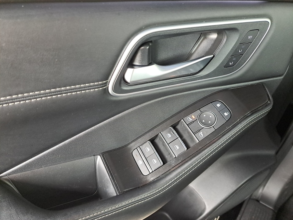 Used 2025 Nissan Rogue SUV