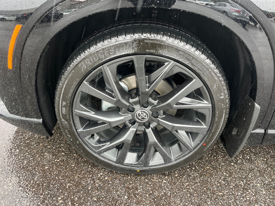 JTDACAAJ0T3045936 2026 Toyota Crown Signia Limited
