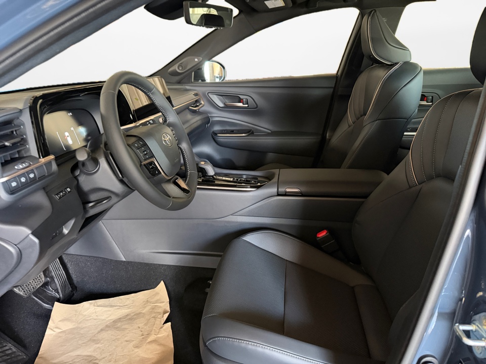 JTDACAAJ2T3046828 2026 Toyota Crown Signia Limited