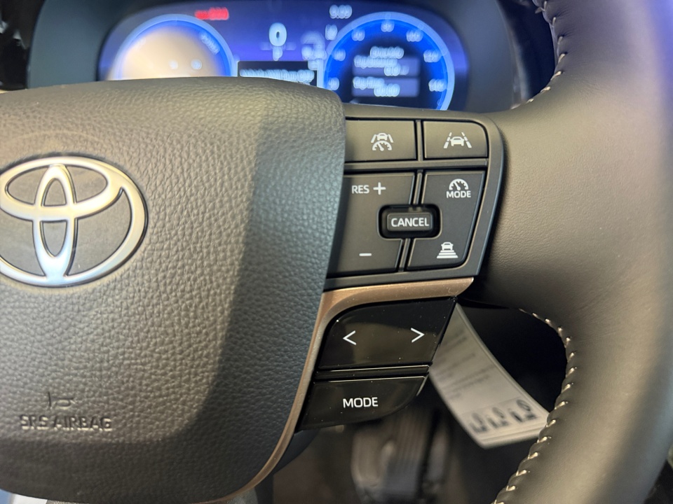 JTDACAAJ8T3046879 2026 Toyota Crown Signia Limited