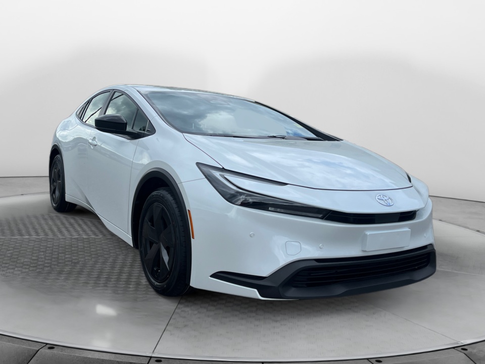 2025 Toyota Prius LE FWD