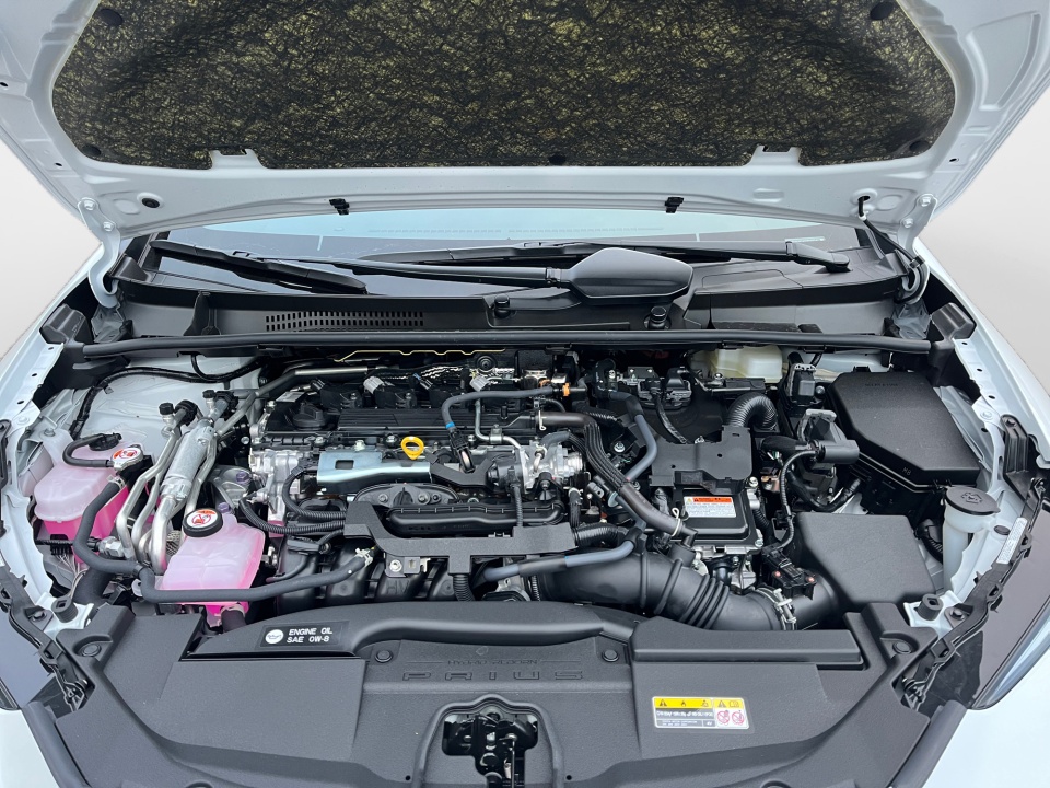 JTDACACU6T3062747 2026 Toyota Prius Plug-In Hybrid XSE