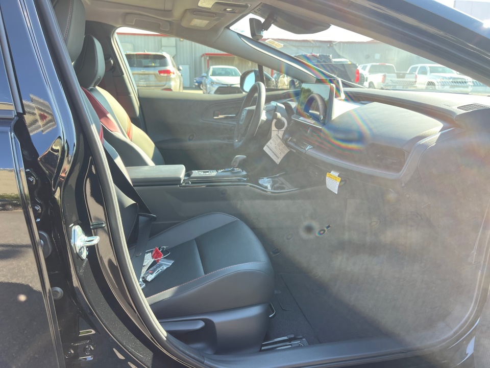 JTDACACUXV3084804 2027 Toyota Prius Plug-In Hybrid XSE