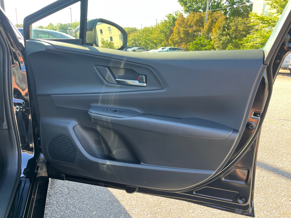 JTDACACUXV3084804 2027 Toyota Prius Plug-In Hybrid XSE