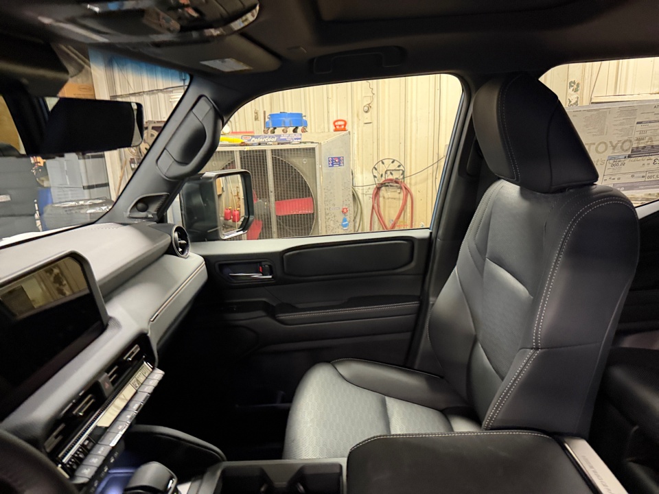 JTEABFAJ2TK055529 2026 Toyota Land Cruiser