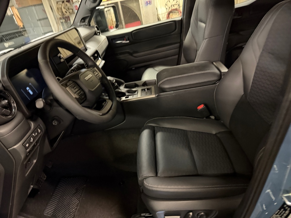 JTEABFAJ2TK055529 2026 Toyota Land Cruiser