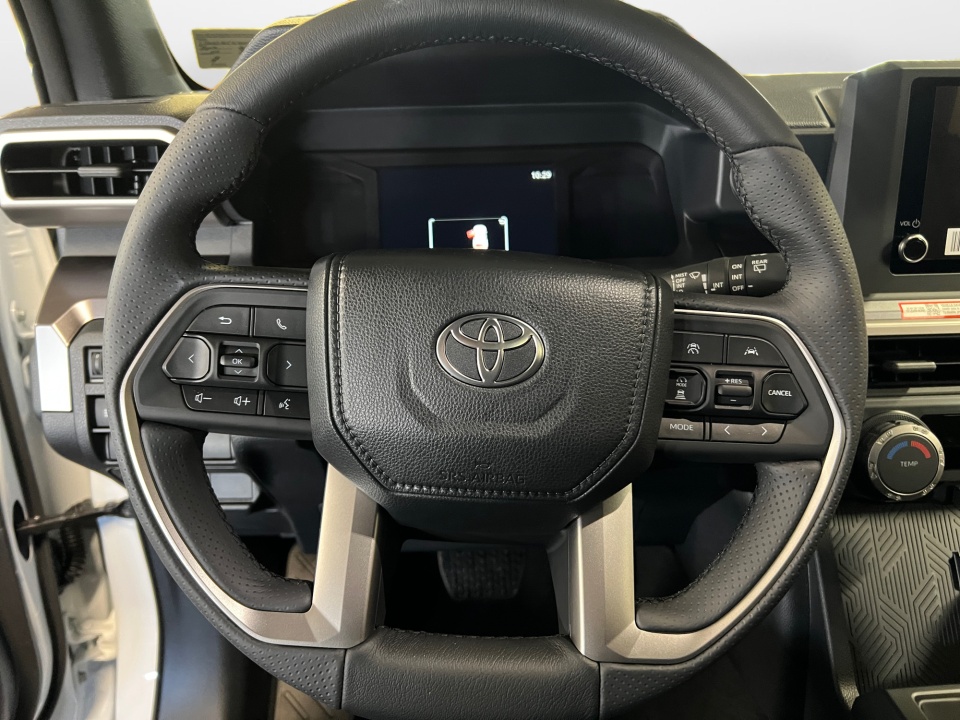 JTEVA5AR5T5010197 2026 Toyota 4Runner SR5