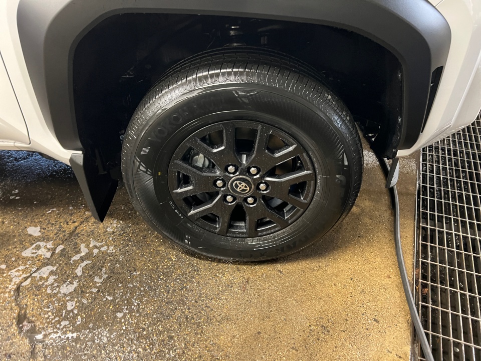 JTEVA5AR5T5010197 2026 Toyota 4Runner SR5