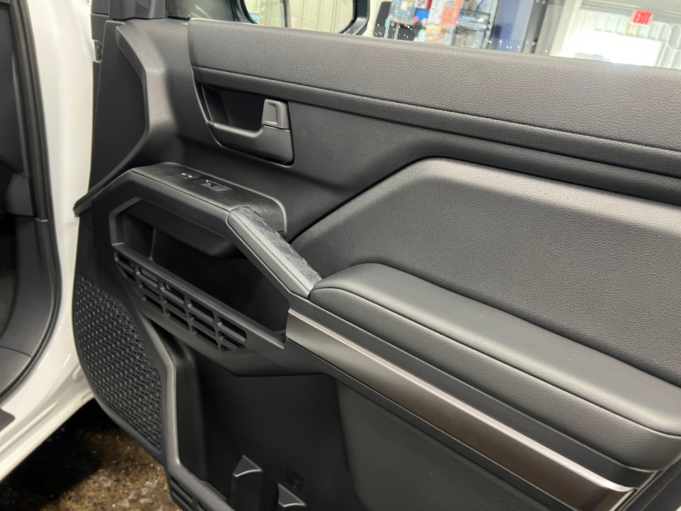 JTEVA5AR5T5010197 2026 Toyota 4Runner SR5