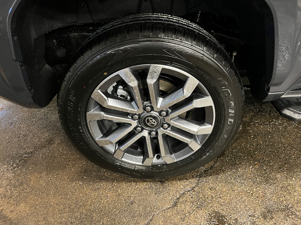 JTEVA5BR1T5087924 2026 Toyota 4Runner Limited