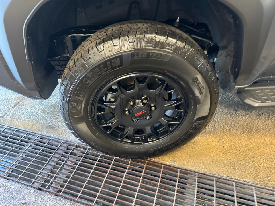 JTEVB5BR1T5040440 2026 Toyota 4Runner Hybrid TRD Off Road Premium