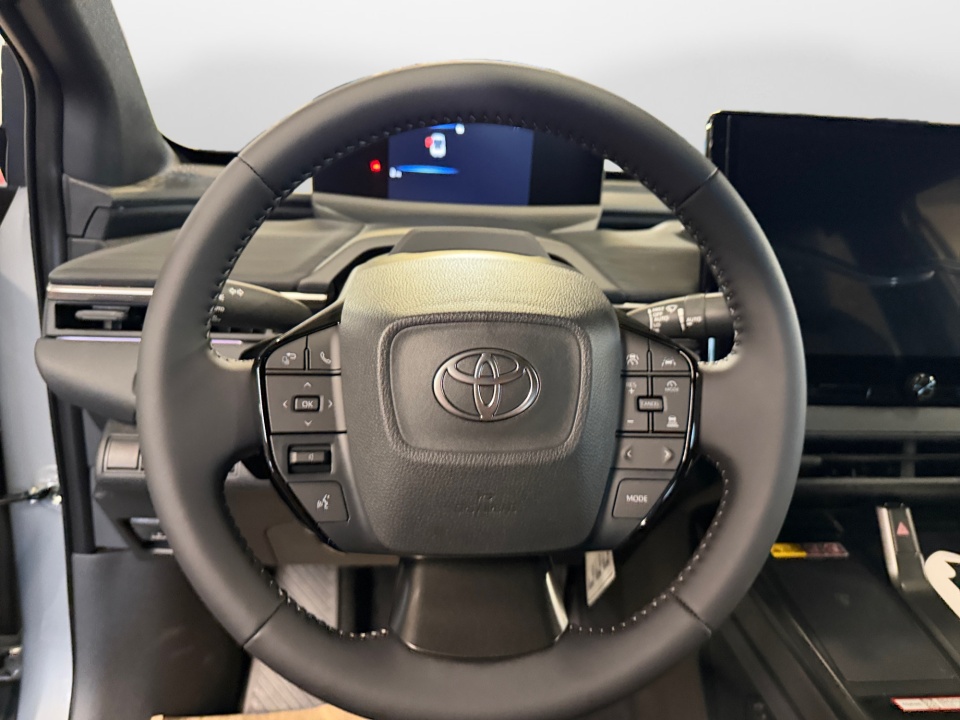 JTMAAAAD1TJ022242 2026 Toyota C-HR SE
