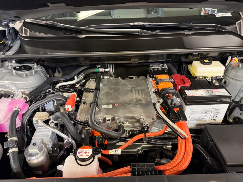 JTMAAAAD1TJ022242 2026 Toyota C-HR SE