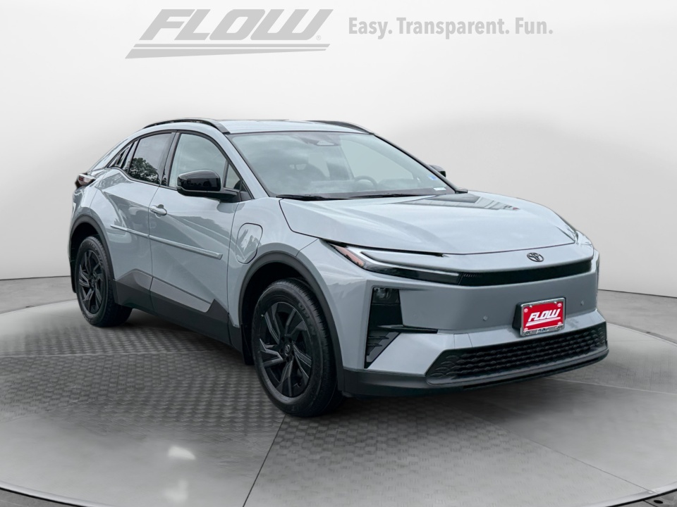 new 2026 Toyota C-HR SE