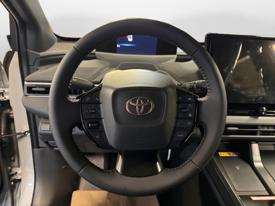 JTMAAAADXTJ013023 2026 Toyota C-HR SE