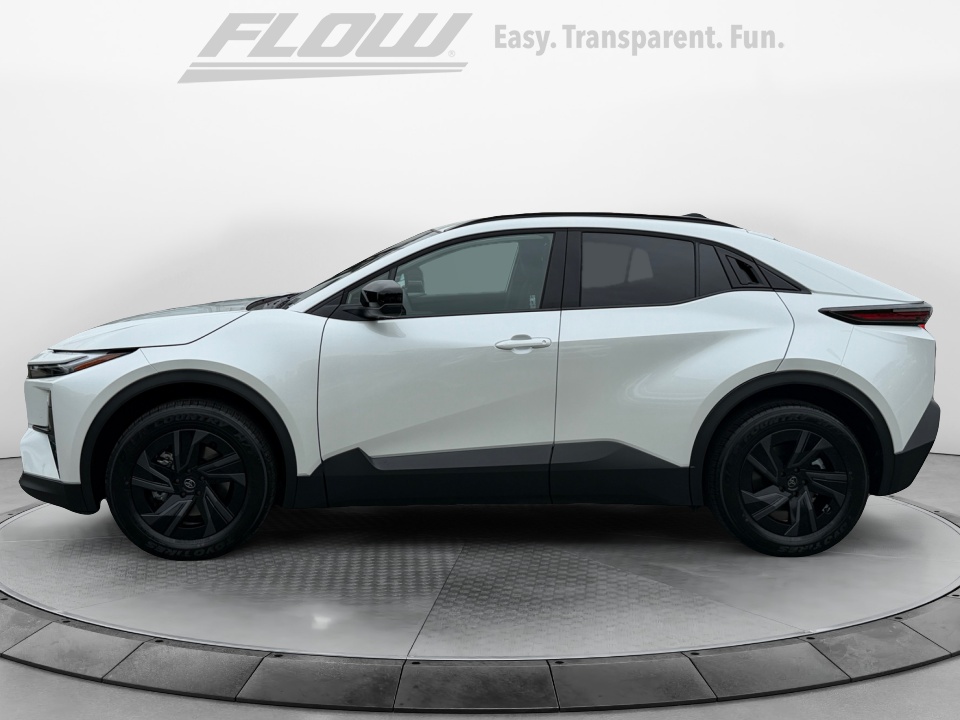 JTMAAAADXTJ018920 2026 Toyota C-HR SE