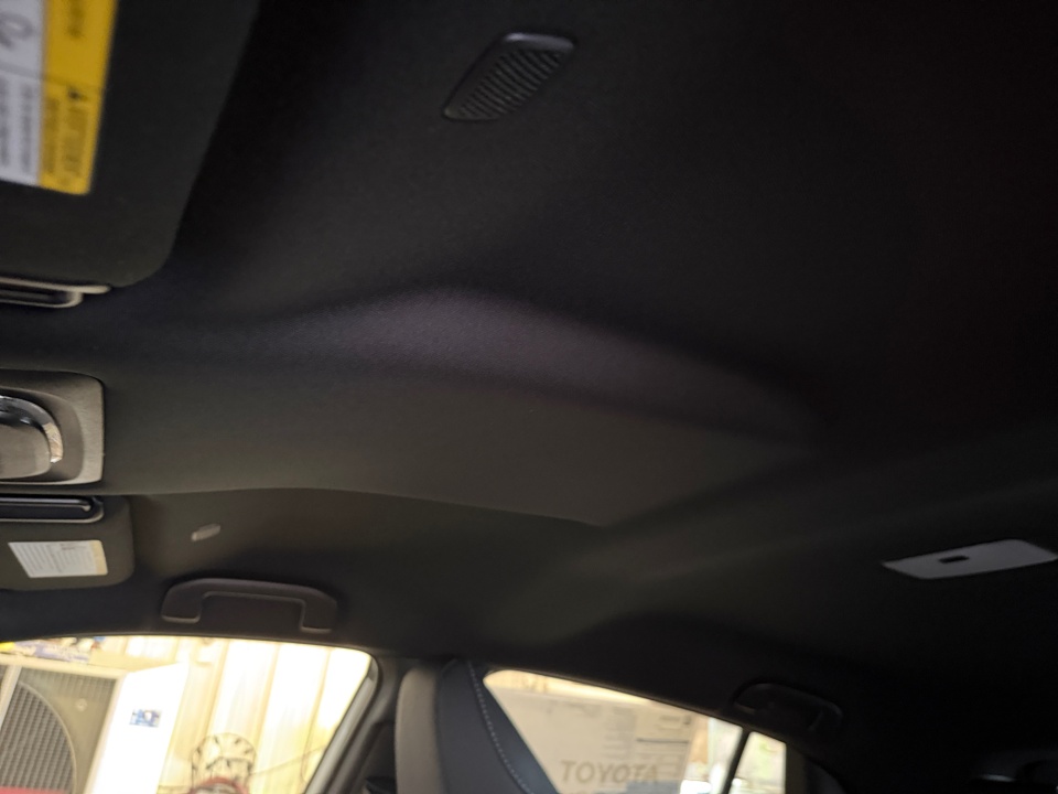 JTMAAAADXTJ018920 2026 Toyota C-HR SE