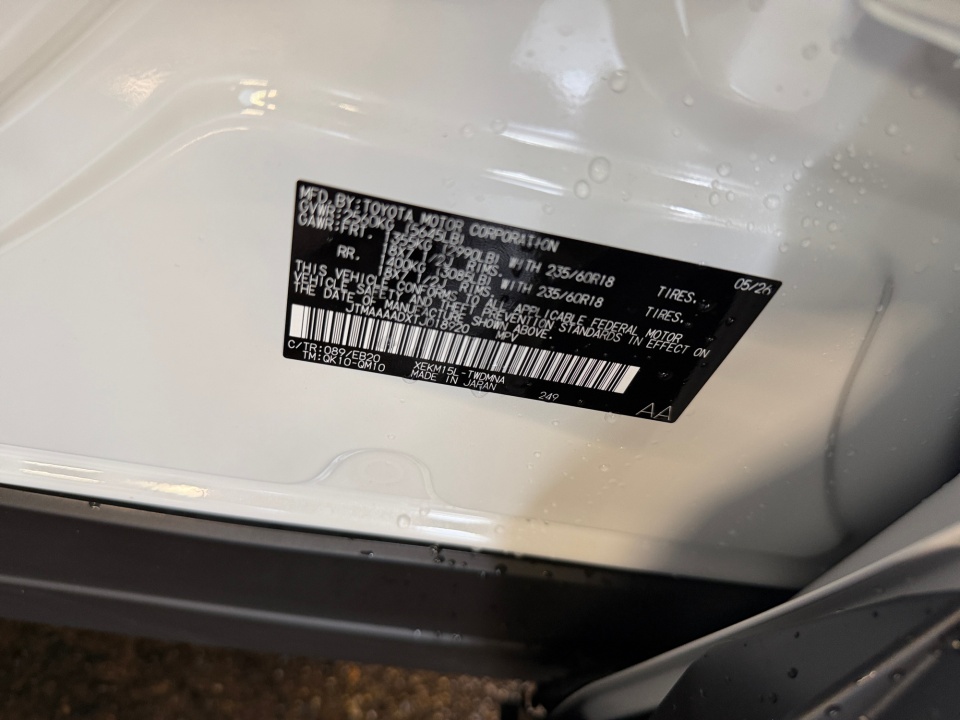 JTMAAAADXTJ018920 2026 Toyota C-HR SE