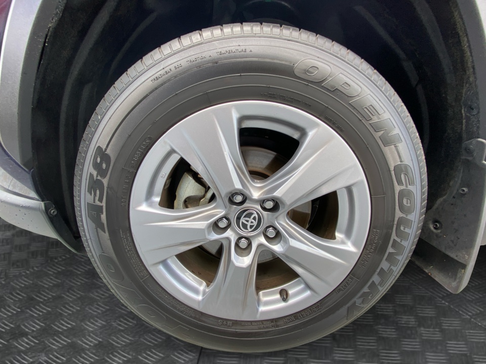 Used 2025 Toyota RAV4 Híbrido SUV