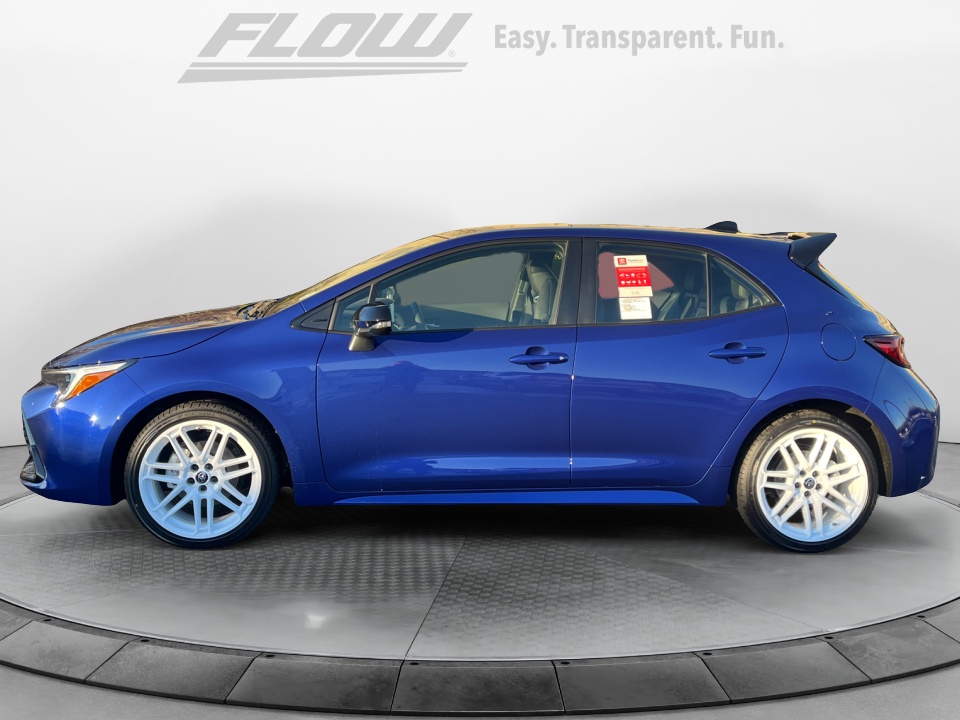 JTND4MBE2T3259853 2026 Toyota Corolla Hatchback SE