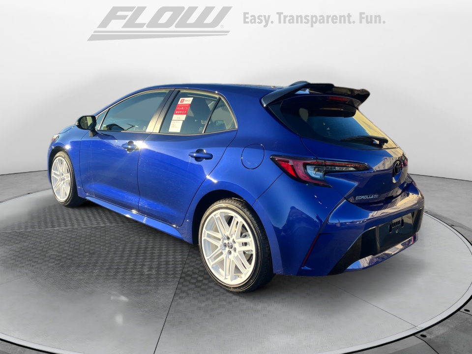 JTND4MBE2T3259853 2026 Toyota Corolla Hatchback SE