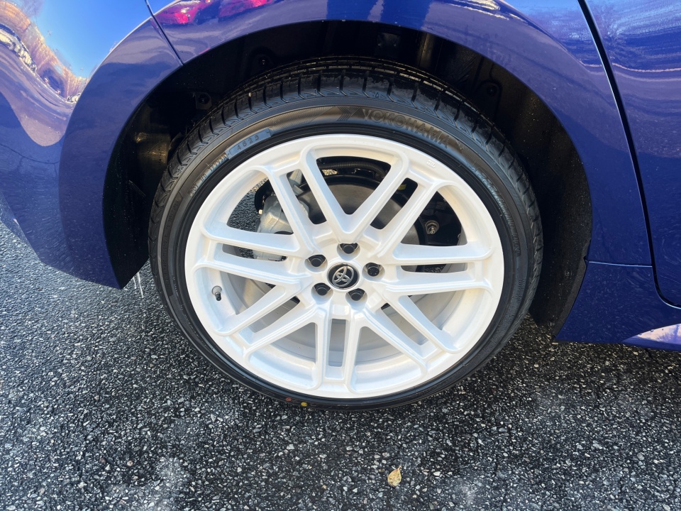 JTND4MBE2T3259853 2026 Toyota Corolla Hatchback SE