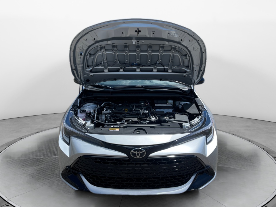 JTND4MBE7T3270735 2026 Toyota Corolla Hatchback SE