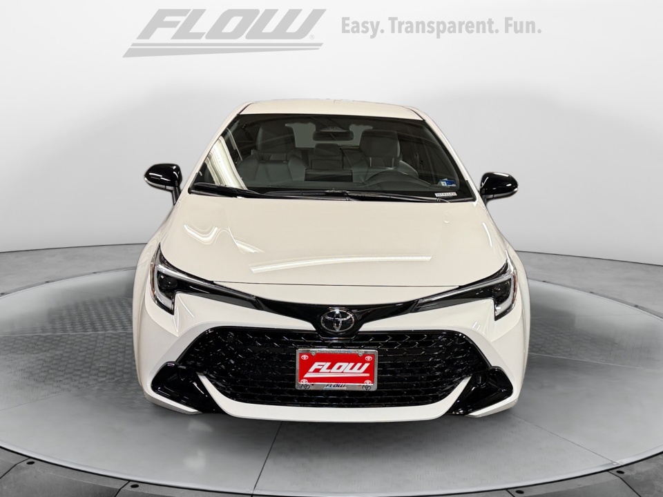 JTND4MBE8T3259436 2026 Toyota Corolla Hatchback SE