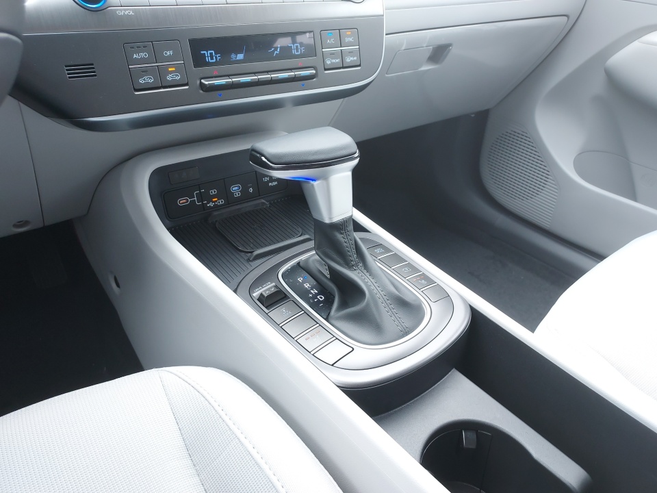 KM8HFCAB5TU370940 2026 Hyundai Kona SEL Sport