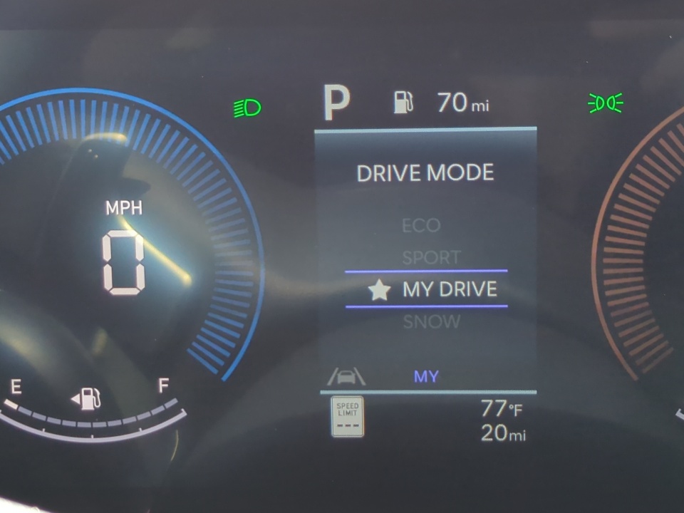 KM8JADD17TU467890 2026 Hyundai Tucson Hybrid Blue SE
