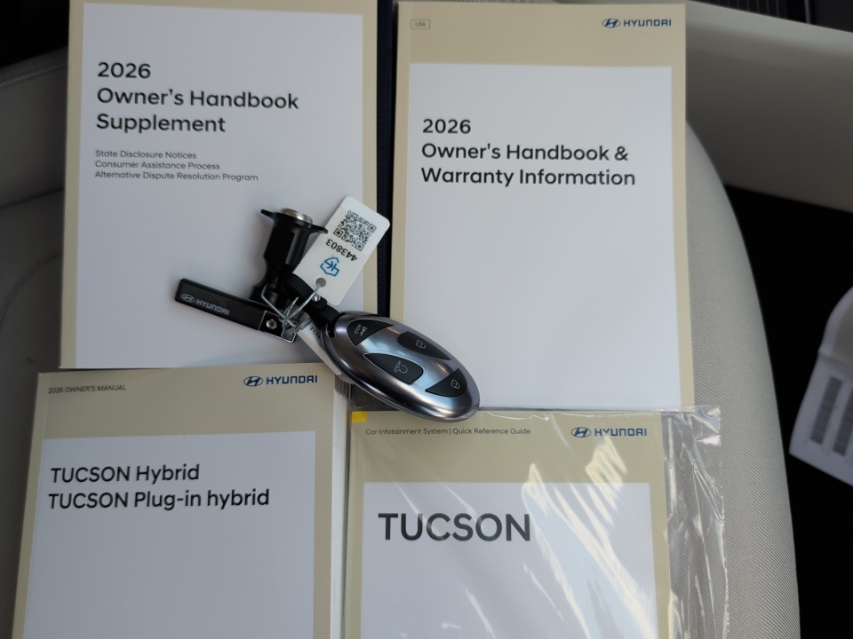 KM8JADD1XTU465874 2026 Hyundai Tucson Hybrid Blue SE