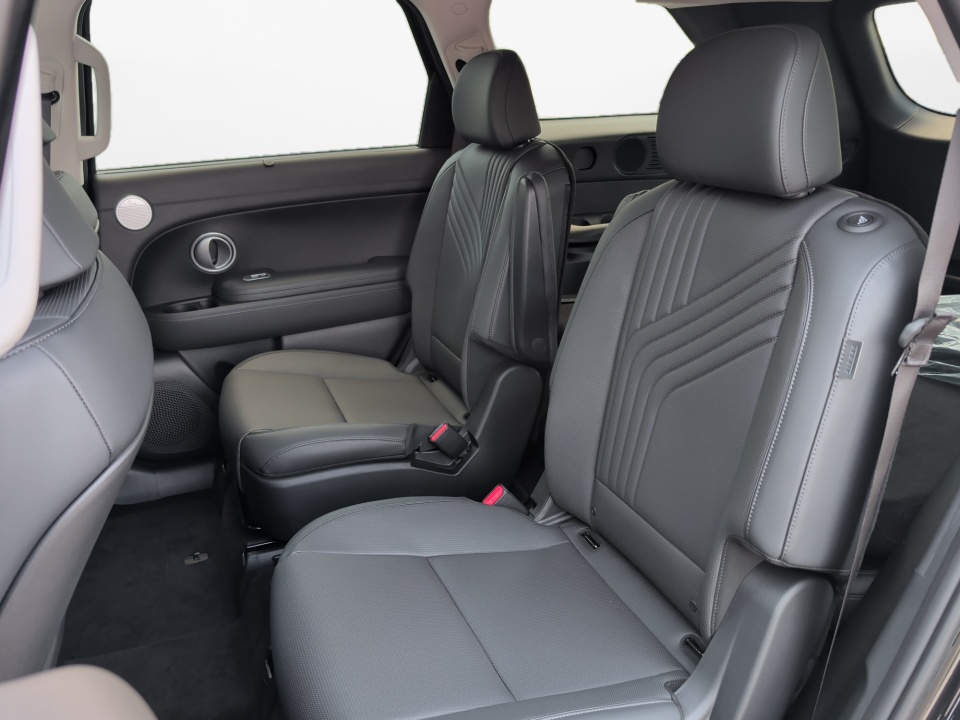 KM8RLES2XTU123176 2026 Hyundai Palisade SEL 7P