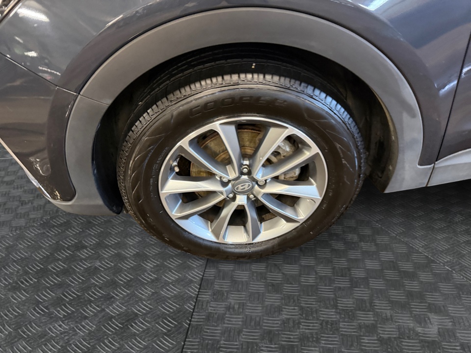 Used 2017 Hyundai Santa Fe SUV