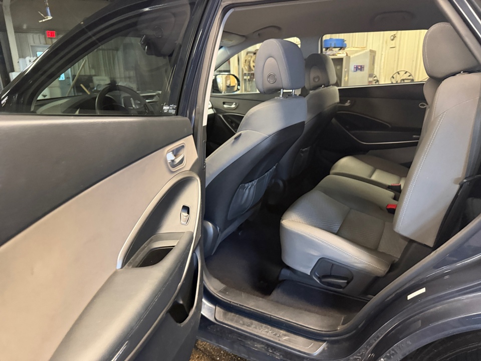 Used 2017 Hyundai Santa Fe SUV