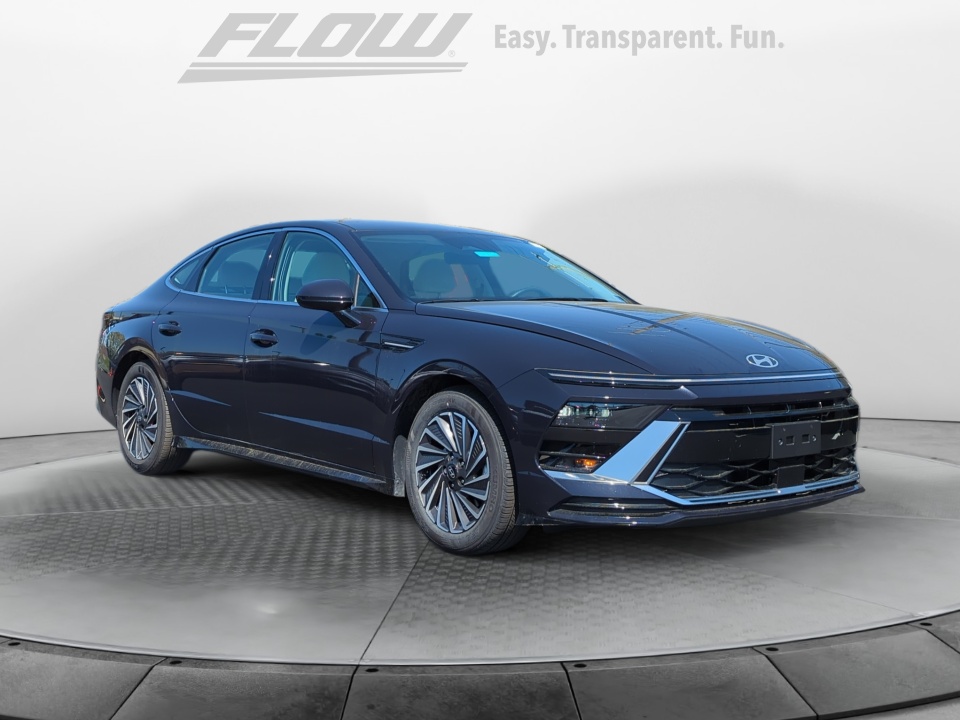 Blue 2025 Hyundai Sonata Hybrid SEL FWD Sedan Front-Wheel Drive Automatic
