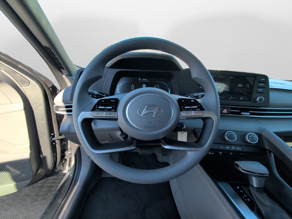 KMHLL4DG3TU101237 2026 Hyundai Elantra SE