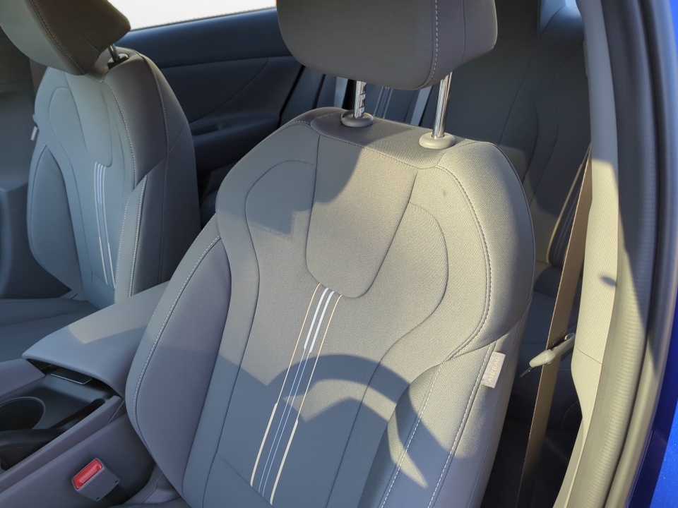 KMHLM4DG1SU063597 2025 Hyundai Elantra SEL Sport