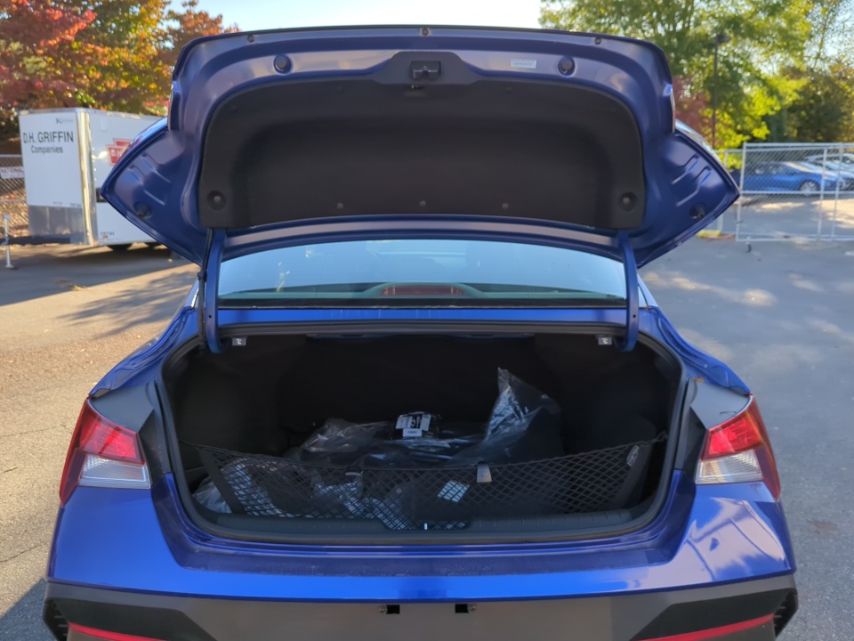 KMHLM4DG1SU063597 2025 Hyundai Elantra SEL Sport