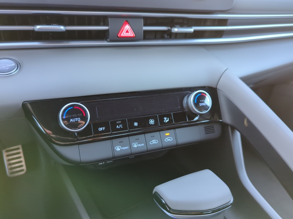 KMHLM4DG1SU063597 2025 Hyundai Elantra SEL Sport