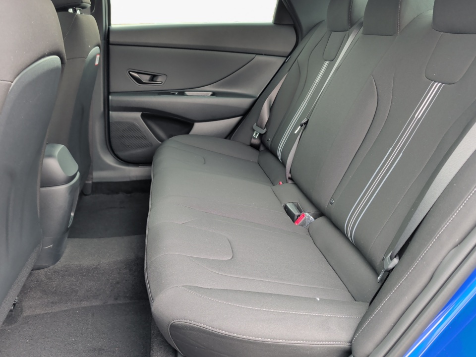 KMHLM4DG1TU115165 2026 Hyundai Elantra SEL Sport