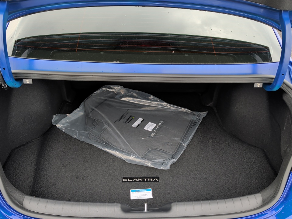 KMHLM4DG1TU115165 2026 Hyundai Elantra SEL Sport