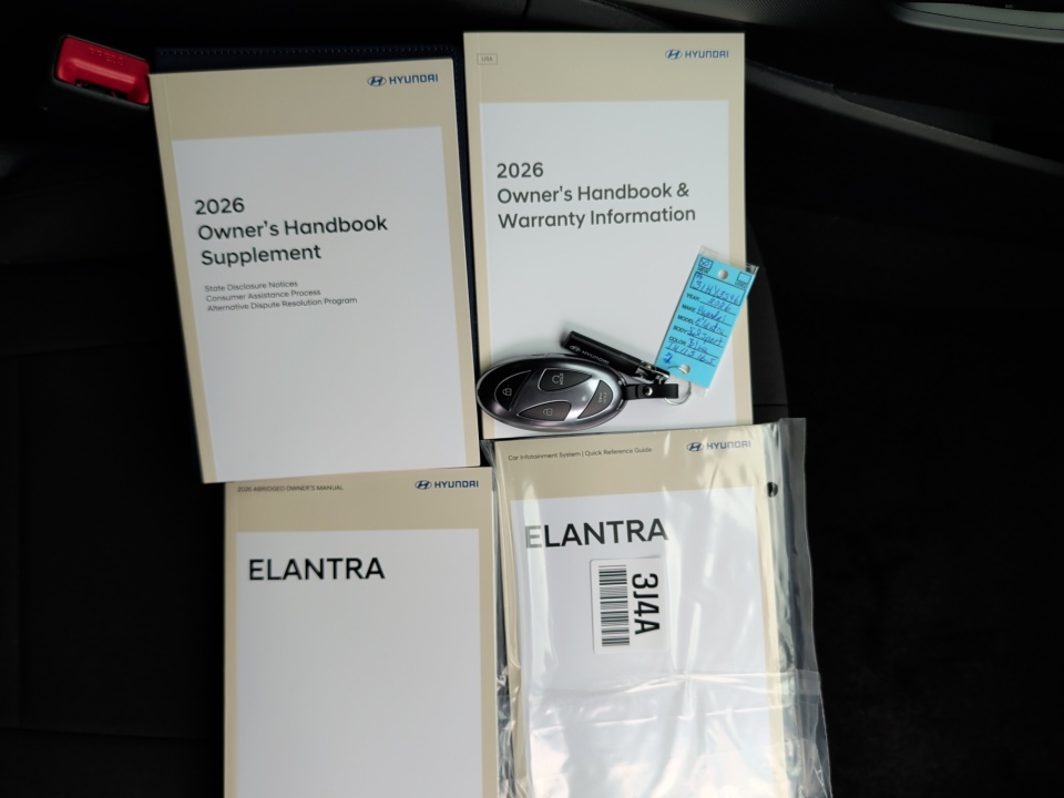 KMHLM4DG1TU115165 2026 Hyundai Elantra SEL Sport