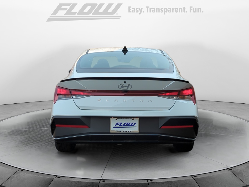 KMHLM4DG1TU203990 2026 Hyundai Elantra SEL Sport