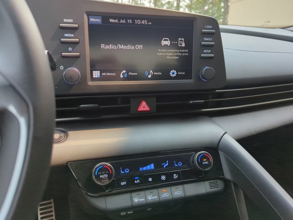KMHLM4DG1TU203990 2026 Hyundai Elantra SEL Sport